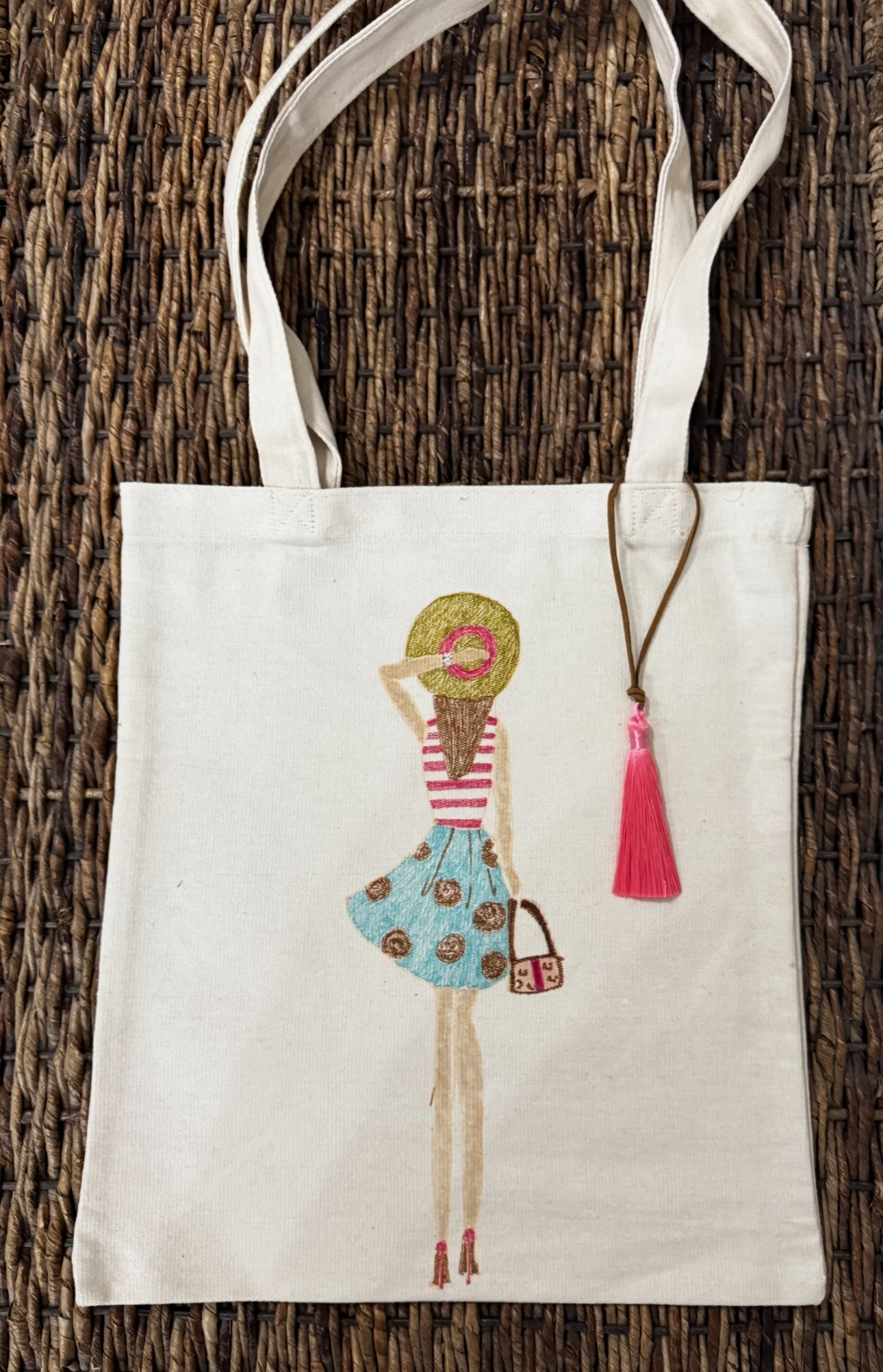 Tote Bag Hand Drawn Figurine Design